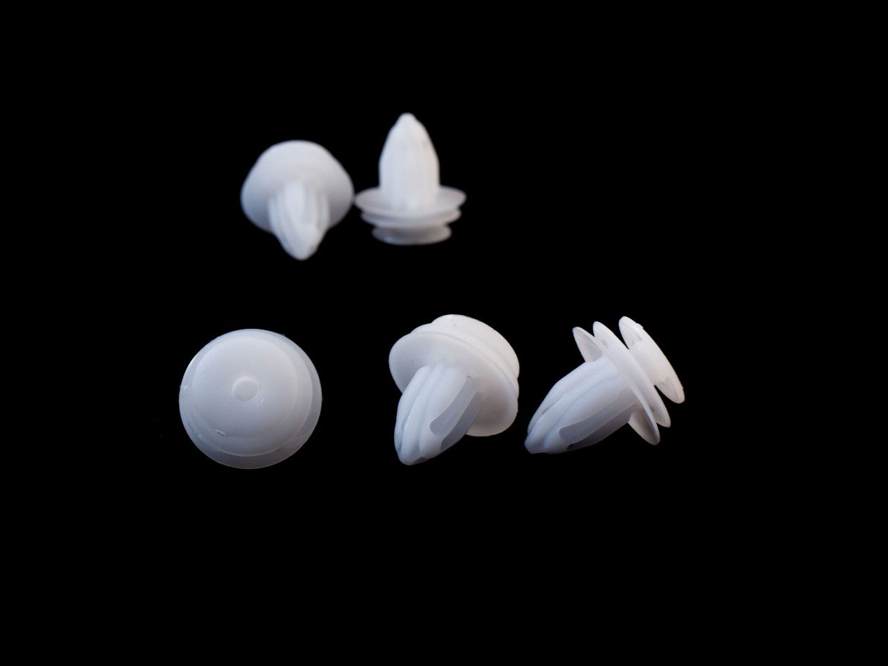 Копка (щипка)  за Toyota Avensis