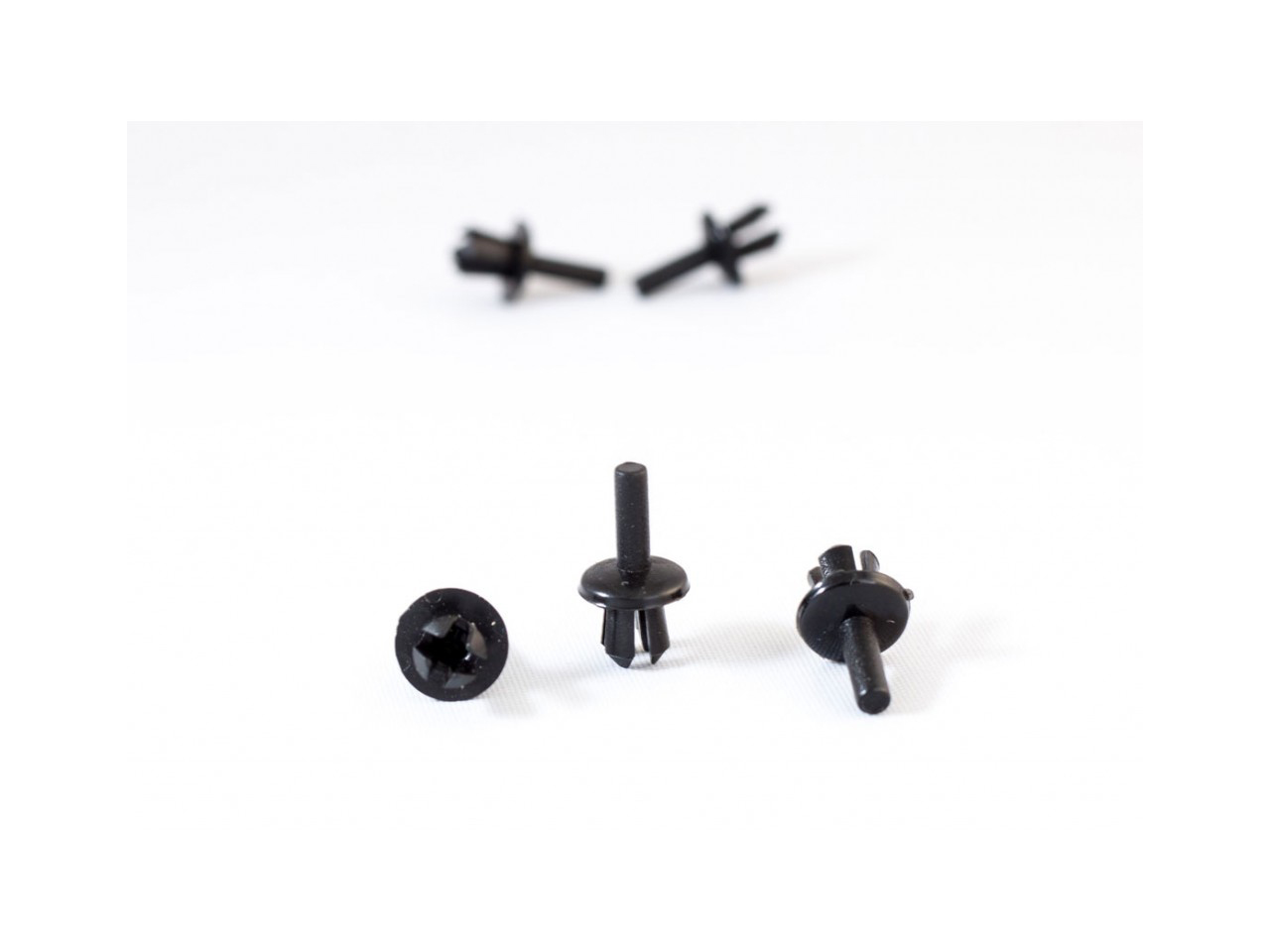 Копка (щипка)  за Mercedes E-Class