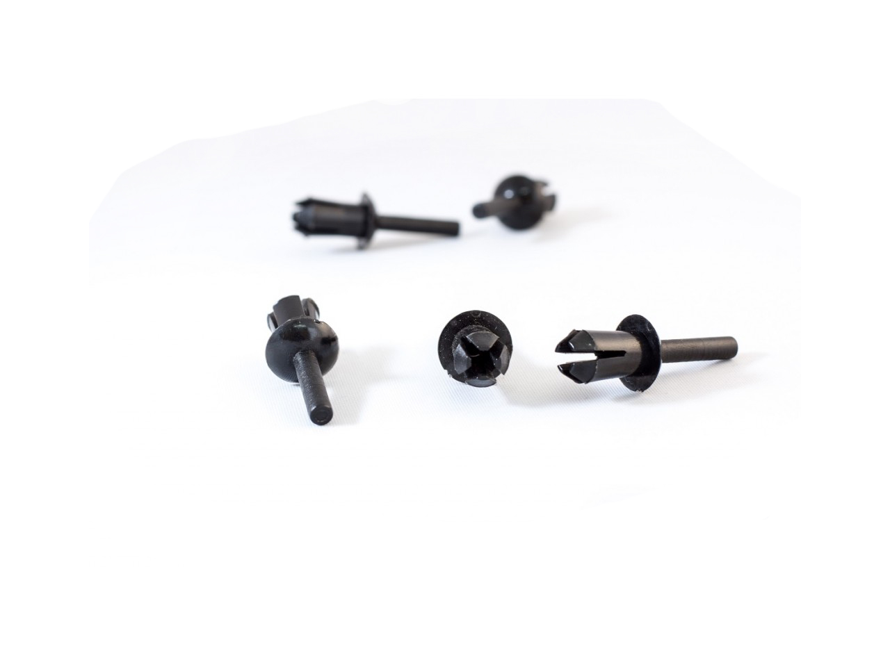 Копка (щипка)  за Mercedes W123 